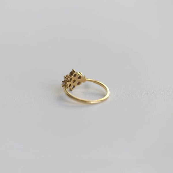 FLOWER CLUSTER RING - Mim Diamond