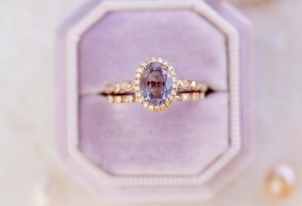 Vintage Oval Alexandrite Işık Halkası Yüzük - Etamin