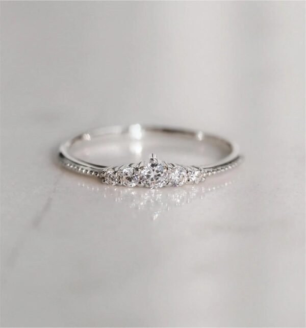 TINY CROWN RING - Mim Diamond